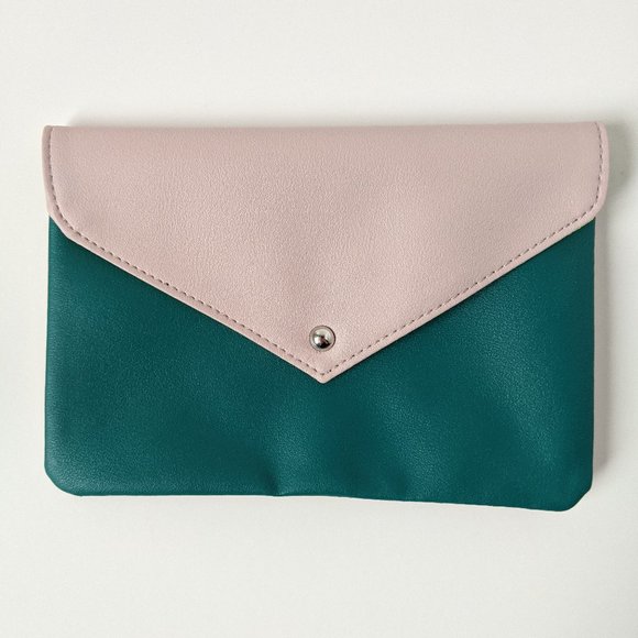 IPSY Bags with Assorted Beauty Products - Picture 6 of 8